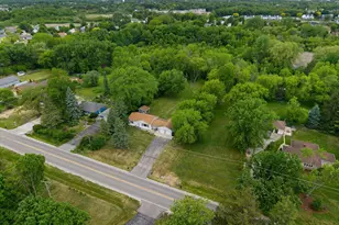 7828 W Puetz Rd, Franklin, WI 53132 - Photo 41