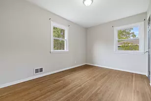 7828 W Puetz Rd, Franklin, WI 53132 - Photo 15