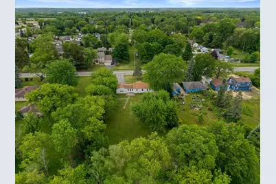 7828 W Puetz Rd, Franklin, WI 53132 - Photo 43