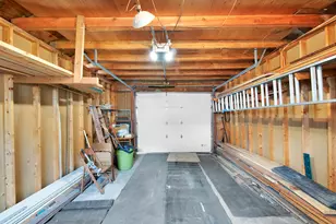 2239 S Aldrich St, Milwaukee, WI 53207 - Photo 25
