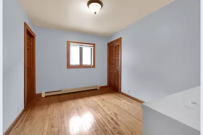 2239 S Aldrich St, Milwaukee, WI 53207 - Photo 15