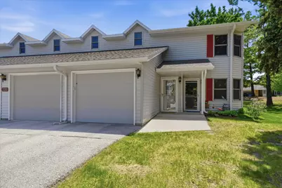 728  Woodview Ave #4, Sheboygan Falls, WI 53085 - Photo 1