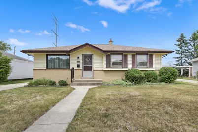 7254 W Cody Cir, Milwaukee, WI 53223 - Photo 1