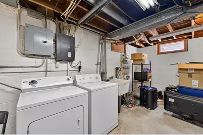1001  Oregon St, Racine, WI 53405 - Photo 21