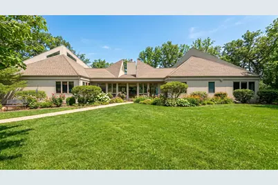 5611  Oak Bluff Rd, Walworth, WI 53184 - Photo 1