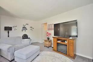 4130 W Portage St, Milwaukee, WI 53209 - Photo 9