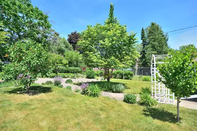 4130 W Portage St, Milwaukee, WI 53209 - Photo 31