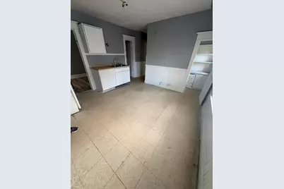 1945 S 29th St, Milwaukee, WI 53215 - Photo 5