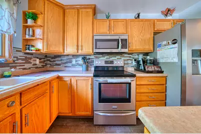 1005  Dresser Ave, Waukesha, WI 53188 - Photo 9