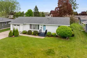 2343 39th St, Two Rivers, WI 54241 - Photo 3