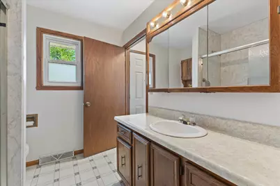 1505  Margrave Ct, Racine, WI 53406 - Photo 13