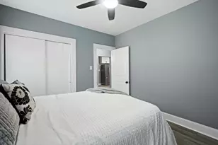 4058 N 24th Pl, Milwaukee, WI 53209 - Photo 15