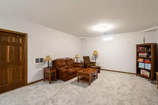 4915 Meadowview Ct, Cedarburg, WI 53024 - Photo 39