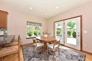 4915 Meadowview Ct, Cedarburg, WI 53024 - Photo 11