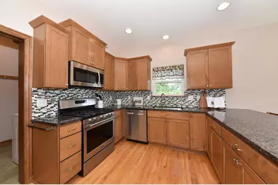 4915  Meadowview Ct, Cedarburg, WI 53024 - Photo 13