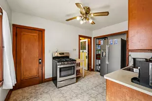 3837 W Mt Vernon Ave, Milwaukee, WI 53208 - Photo 9