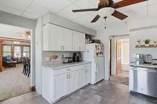 1101 S 71st St, West Allis, WI 53214 - Photo 37