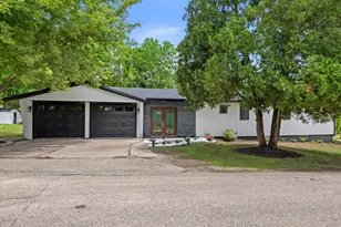 W3990 Longfellow Dr, Geneva, WI 53147 - Photo 53