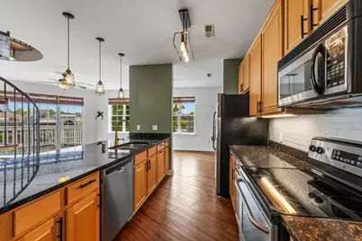 1888 N Humboldt Ave #403, Milwaukee, WI 53202 - Photo 5