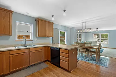 2400  Summit Ave, Waukesha, WI 53188 - Photo 5