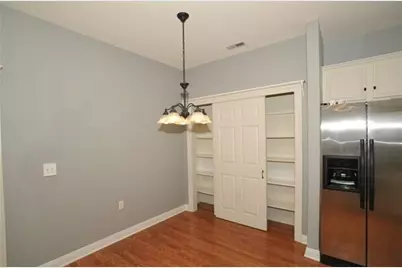 2270 W Vista Bella Dr #102, Oak Creek, WI 53154 - Photo 5