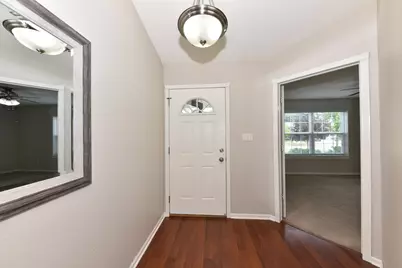 507  Sand Dr, West Bend, WI 53095 - Photo 9