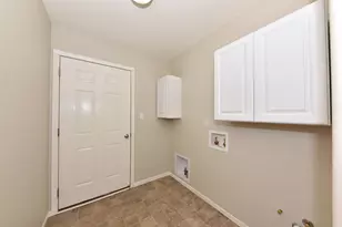507 Sand Dr, West Bend, WI 53095 - Photo 23