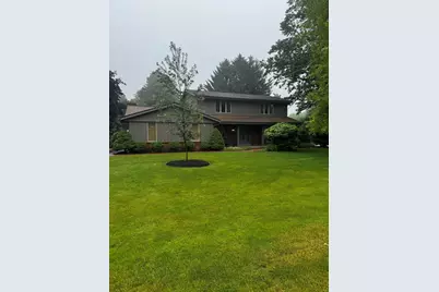 1  Cherrywood Ct, Racine, WI 53402 - Photo 1
