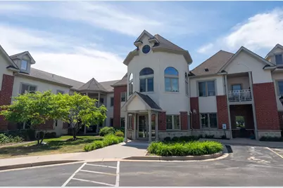 17490  Crest Hill Dr #10, Brookfield, WI 53045 - Photo 1