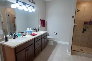 17490 Crest Hill Dr, Brookfield, WI 53045 - Photo 23