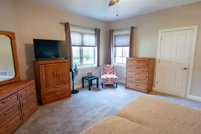 17490  Crest Hill Dr #10, Brookfield, WI 53045 - Photo 29
