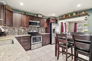 4015 Harding Rd, Kenosha, WI 53142 - Photo 11