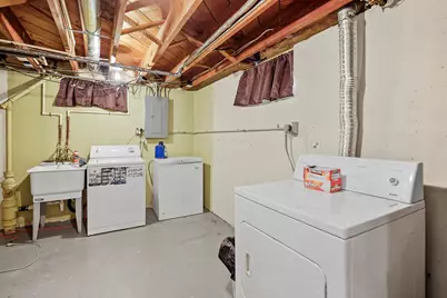 4015  Harding Rd, Kenosha, WI 53142 - Photo 35
