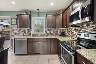 4015 Harding Rd, Kenosha, WI 53142 - Photo 9