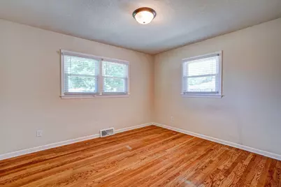 4015  Harding Rd, Kenosha, WI 53142 - Photo 25