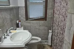 8805 W Bender Ave, Milwaukee, WI 53225 - Photo 11