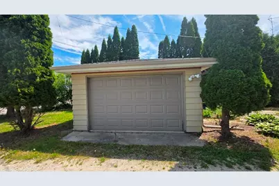 141 E Rhine St, Elkhart Lake, WI 53020 - Photo 33