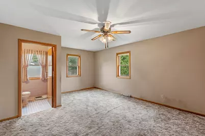 6213 S Elaine Ave, Cudahy, WI 53110 - Photo 13