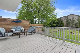 1542 3rd St, Delafield, WI 53018 - Photo 37