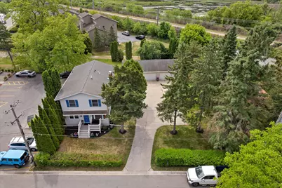 1542  3rd St, Delafield, WI 53018 - Photo 45