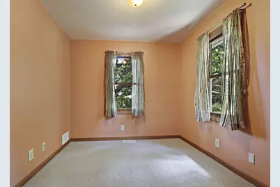 553 W Twin Lakes Rd, Bloomfield, WI 53128 - Photo 19
