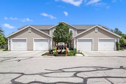 2101 E Broadway - #D, Waukesha, WI 53186 - Photo 5