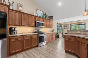 220 Silver Fox Dr, Kewaskum, WI 53040 - Photo 13