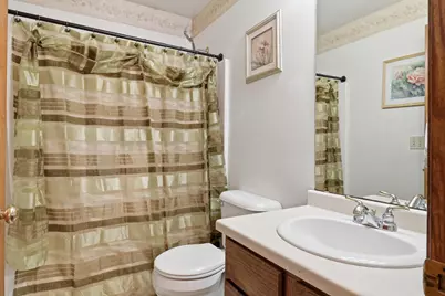 10341 S Oriole Ln, Oak Creek, WI 53154 - Photo 13