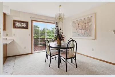10341 S Oriole Ln, Oak Creek, WI 53154 - Photo 5