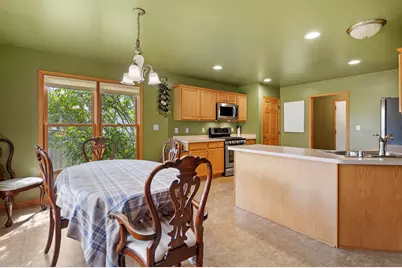 8206  61st St, Kenosha, WI 53142 - Photo 11