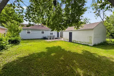 5849 N 62nd St, Milwaukee, WI 53218 - Photo 7