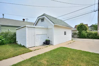 3662 S Ahmedi Ave, Saint Francis, WI 53235 - Photo 33