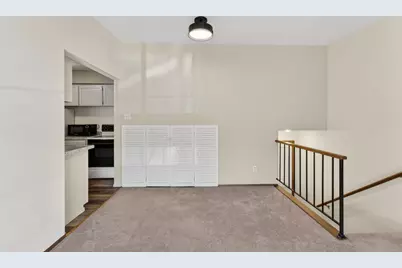 2650 S 60th St #6, Milwaukee, WI 53219 - Photo 7