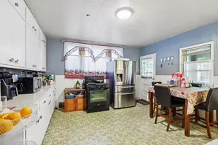 2021 S 25th St, Milwaukee, WI 53204 - Photo 9